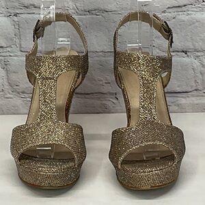 Rampage Sandals Women's Size 7 Rose Gold Glitter T-Strap Wedge Platform Vacation